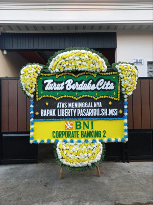 Papan Bunga Duka di Prigen